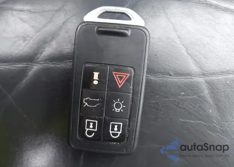 2014 Volvo Xc60 3.2 Premier Plus z USA, uszkodzony, nr VIN YV4952DL3E2550665